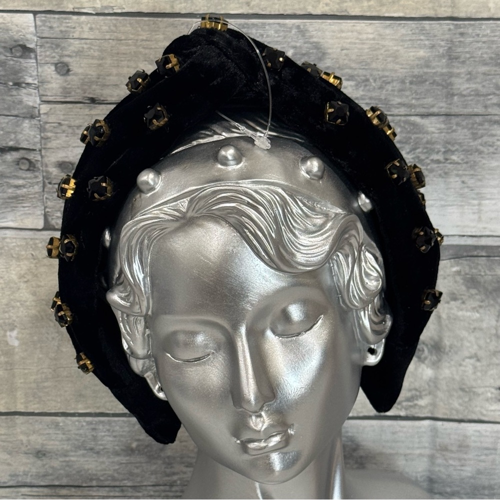 Autumn Adeigbo Esmee Crystal Velvet Headband in Black